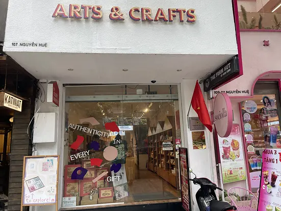 ザ・クラフツ・ハウス