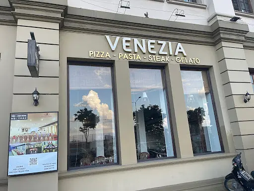 ベネチア・ レストラン＆コーヒー
