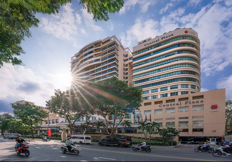 ソフィテル サイゴン プラザ